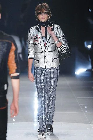 Look 17